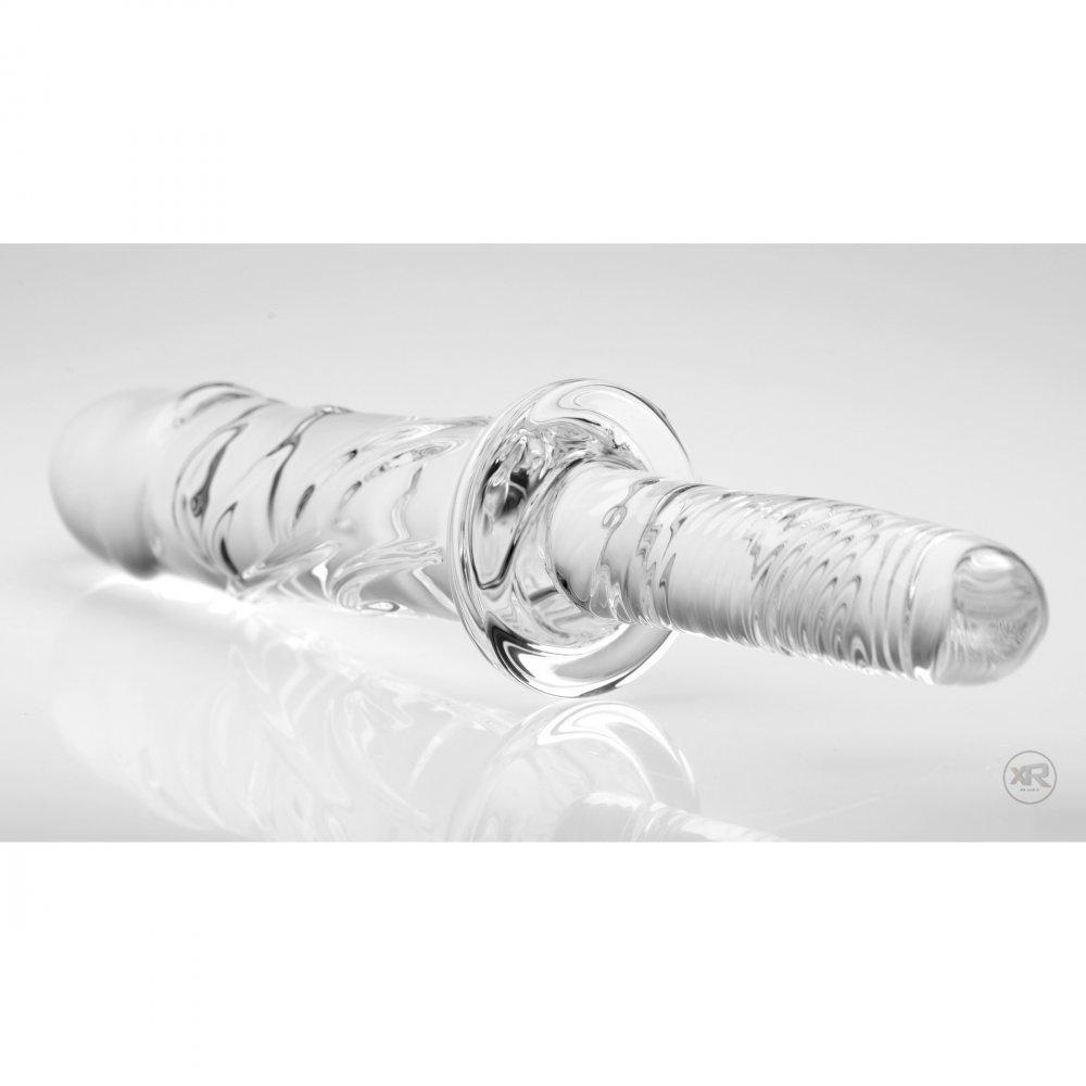 brutus glass dildo thruster3